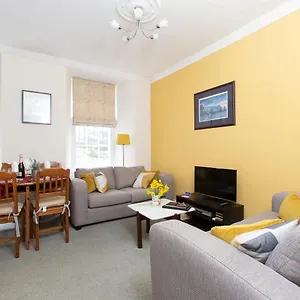 Apartamento Blair St Scott Old Town, Edimburgo